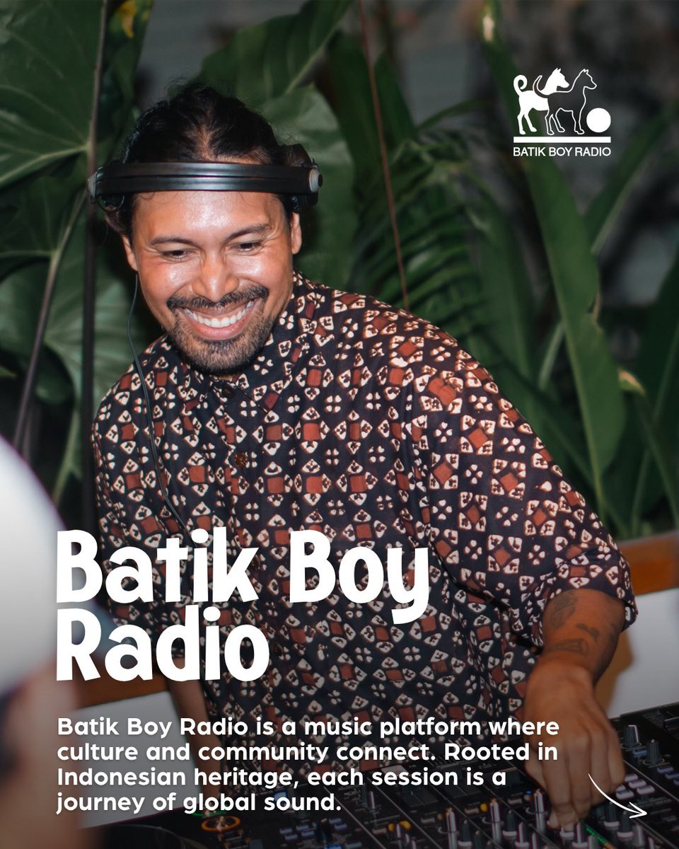 Periplus_Store's tweet photo. Two journeys. One afternoon. 🐚  Your book takes you somewhere. Batik Boy Radio takes you somewhere else. 🌏📚🎶 
🎟️ Register your spot - just 40 Spots.    
👉🏽 4 PM – 7 PM · Air Seseh, Seseh 
Free to join · RSVP https://t.co/okZI8ZpVpE https://t.co/N6VR1om42z