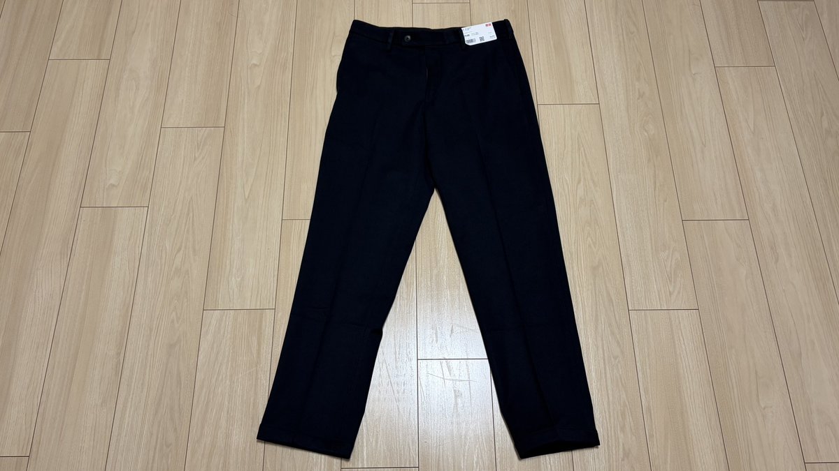 f_life_minimal's tweet photo. 【インナータイツを手放せるか？】

ユニクロで冬用のウォームスマートパンツを購入👖

目的は
「冬のインナータイツを手放すこと」

タイツは暖かくて便利だけど、履き心地は快適とは言い難い。

パンツ1枚だともっと快適になるはず😊

この冬、試してみます！

#ユニクロ #断捨離 #ミニマリスト https://t.co/OBtouS4ifE