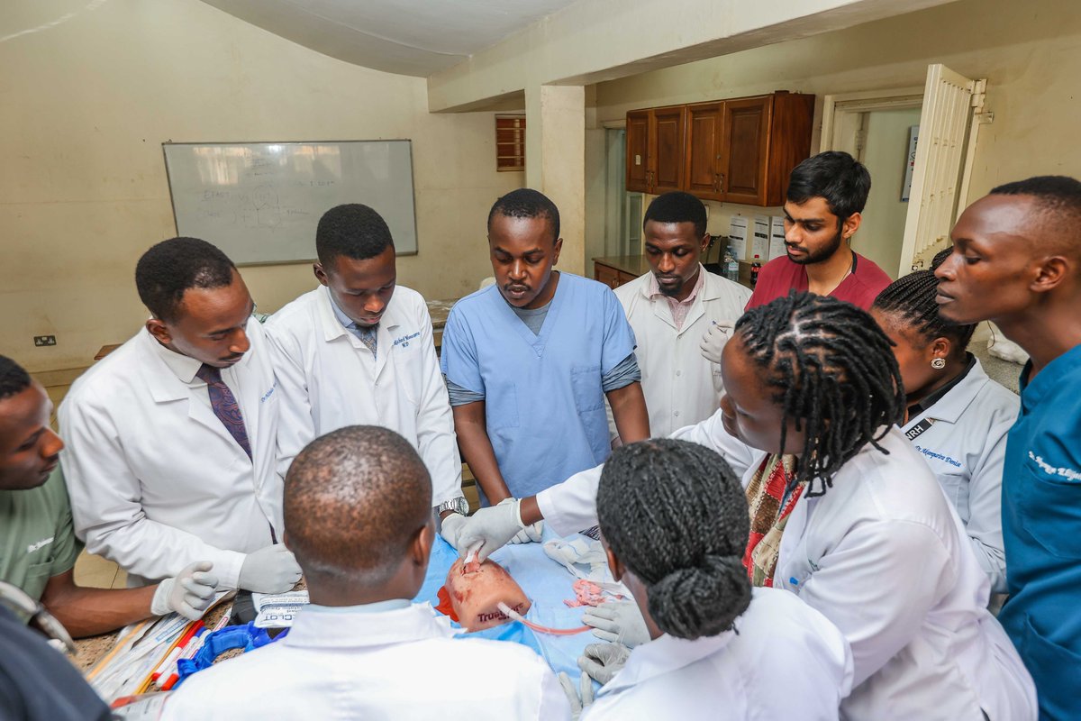 kampalatrauma's tweet photo. Core principles of hemostasis in trauma
#compression by; pressure, packing and tourniquet application. https://t.co/krvzCGZ950