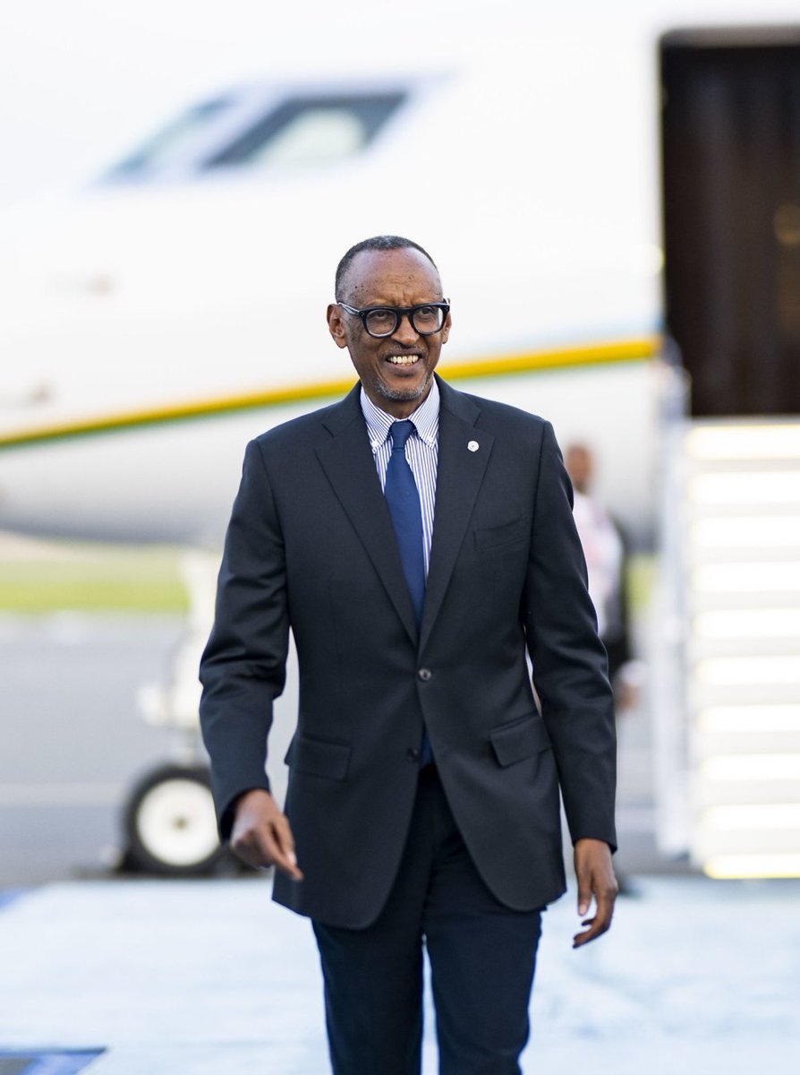 elephantboy0's tweet photo. HB🎂 to Our H.E @PaulKagame ❤️🇷🇼✊ https://t.co/rgwKV44dVX