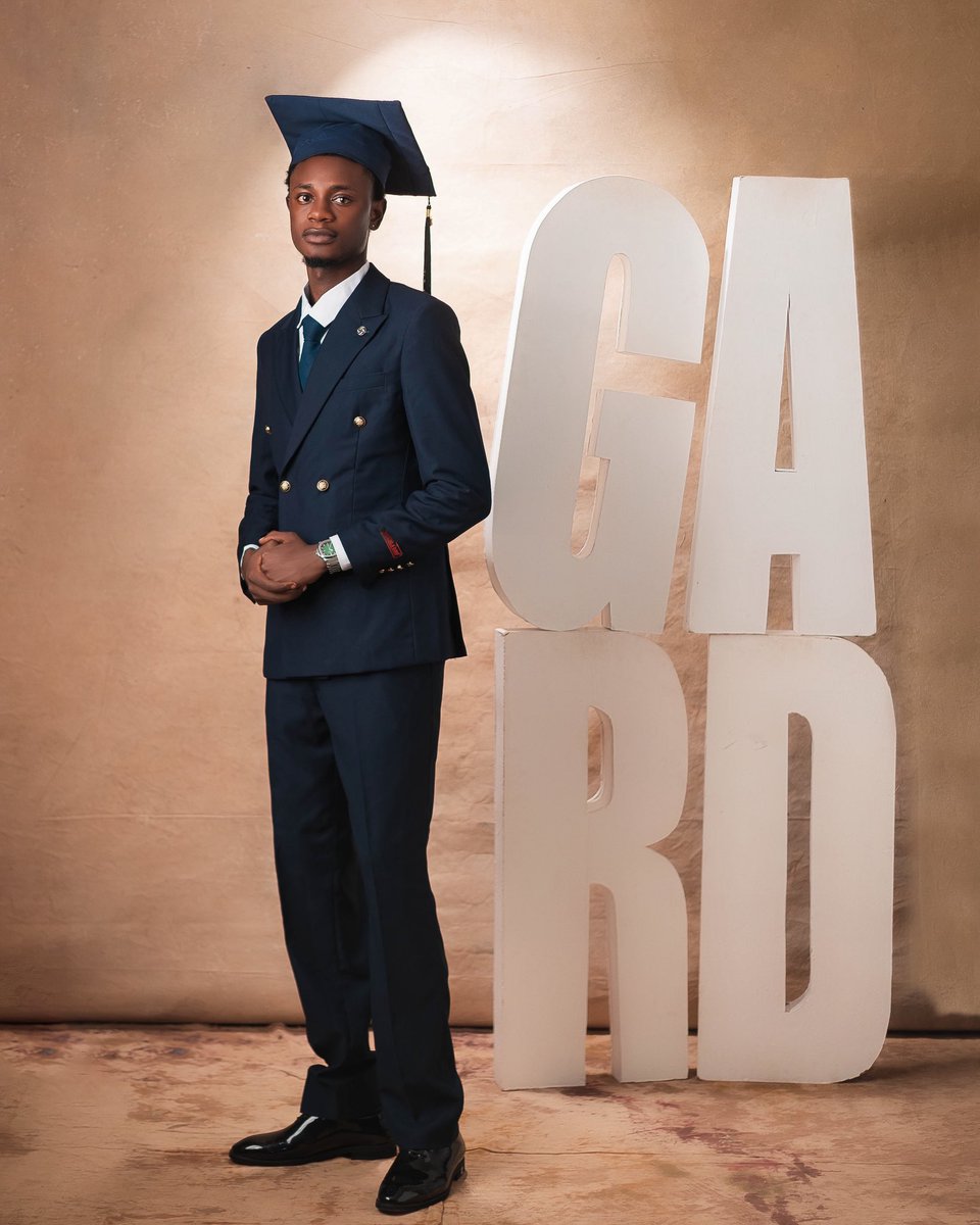Topboy4199's tweet photo. B.Arts (English &amp; Literary studies)
Thank you, Unilorin!👨‍🎓❤️

#UNILORIN41stConvocation #convocation 
#ilorin https://t.co/2yuhHiPEUG