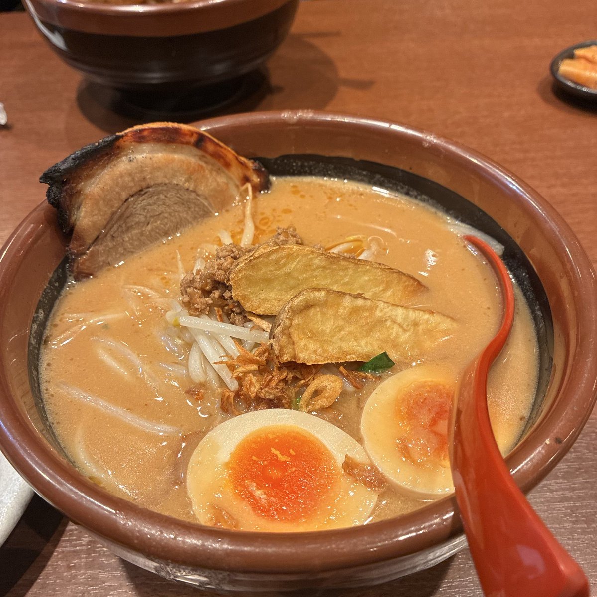 oz_oz_ozone's tweet photo. どうしても味噌ラーメンが食べたくて専門店に来た🍜 https://t.co/XMmjmGFctK