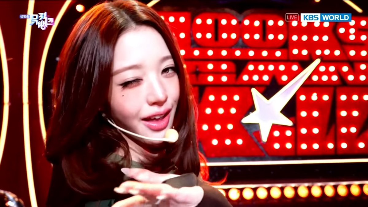 fallingin_yuuki's tweet photo. JANG WONYOUNG. IM RUNNING OVER ASAP https://t.co/IwhYEfT9mR