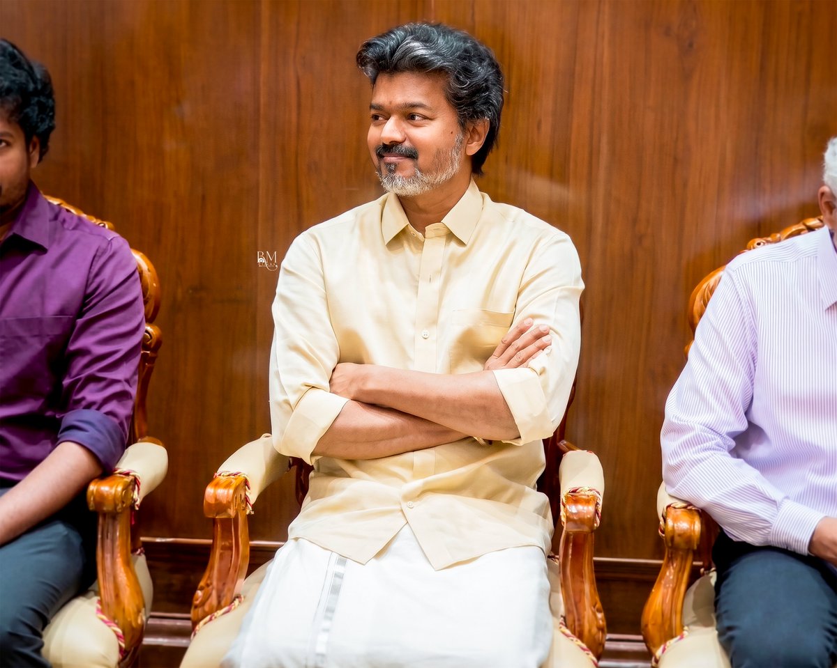 RM_Clicks's tweet photo. Exclusive Stills 📸 @TVKVijayHQ 😍💛

#CMJosephVijay‌ #CMVijay‌ https://t.co/rJPDhs1Xtg