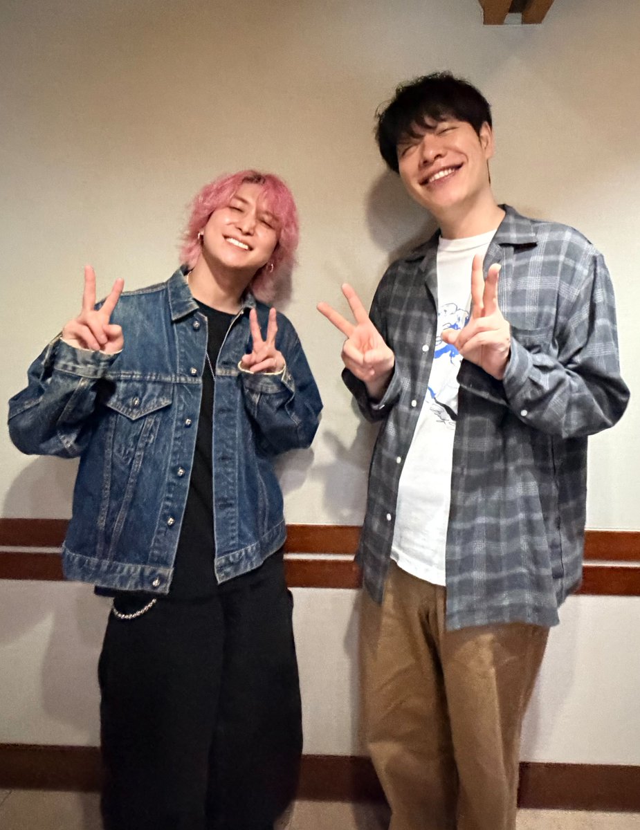 somosomo_no's tweet photo. 川島明「覚えてるのが、僕、さっくん、舘様、BE:FIRST LEOくんの4人で行った焼肉」
佐久間大介「2～3年前になりますね」
川島「本来はラヴィット!火曜のみんなにさっくんと舘様が誘って。山添も誘ったんですけど、”スーパーでいいお肉を買ったところなのですみません”という信じられない断り方をして」 https://t.co/efWHMsrirP