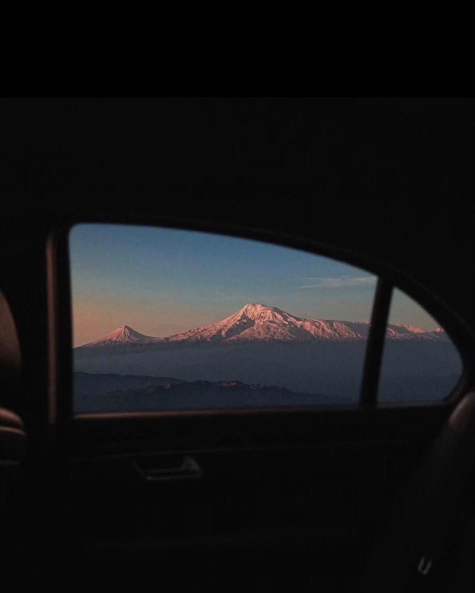 lio___m's tweet photo. My home ! Armenia 

#Ararat 🇦🇲 https://t.co/V1uiebqxBL