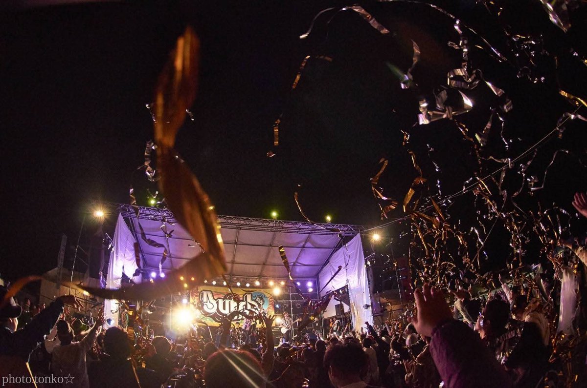 burst20010310's tweet photo. 🤟拡散希望🤟

7年ぶりの開催となります！みんなで創る祭！

BURST MAX'26
2026.10/31(土)11/1(日)
立久恵峡　わかあゆの里　
開場9:00 開演10:00
〇一般 前売6000円
〇中高生4000円
※2日間の通し券なし、1日券のみになります。

BURST MAXホームページ(随時更新中！)
https://t.co/PzjoAxTA5g https://t.co/EWrJrcMT5P