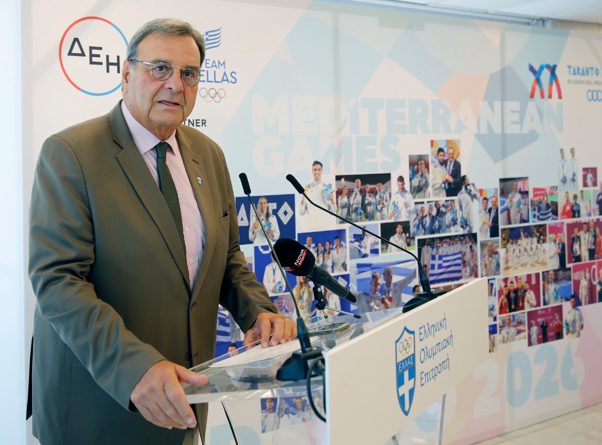 cijmmedgames's tweet photo. ๐ฌ๐ท Hellenic Olympic Committee honours the athletes of Team Hellas at the Mediterranean Games ๐๏ธ
๐ https://t.co/QJFnNh6KIw
#CIJM #ICMG #medgames #SeaUnitesUsAll #playtrue #greece #noc https://t.co/53PjkDlWLW