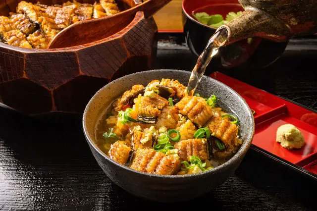 MATCHA_global's tweet photo. Have you tried the Japanese eel dish Hitsumabushi? 🍱✨

Hitsumabushi is Nagoya's famous grilled eel specialty served with a fun 4-step dining ritual—enjoy it plain, add spicy condiments, or drown it in warm dashi broth! Details👉https://t.co/vSbeNc2GiO https://t.co/zKoDtliD50