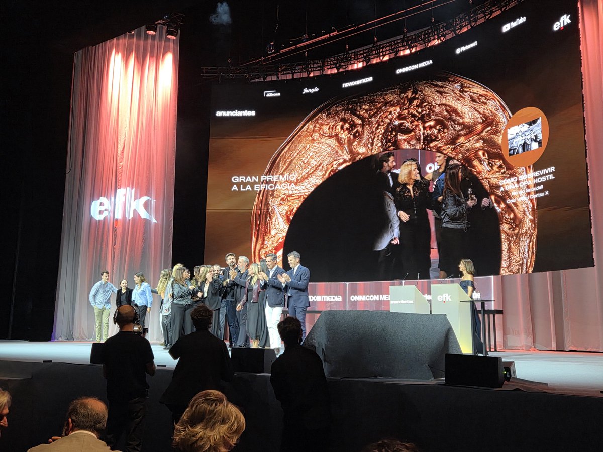 mkdirecto's tweet photo. Los #Eficacia2026 entregan sus máximos galardones 🏆

👉 Agencia de medios del año: OMD 

👉 Agencia creativa del año: ORIOL VILLAR

👉 Gran Premio a la Eficacia: «Cómo sobrevivir a una OPA hostil», de Oriol Villar y Dentsu X para Banco Sabadell https://t.co/SERimHLrX0