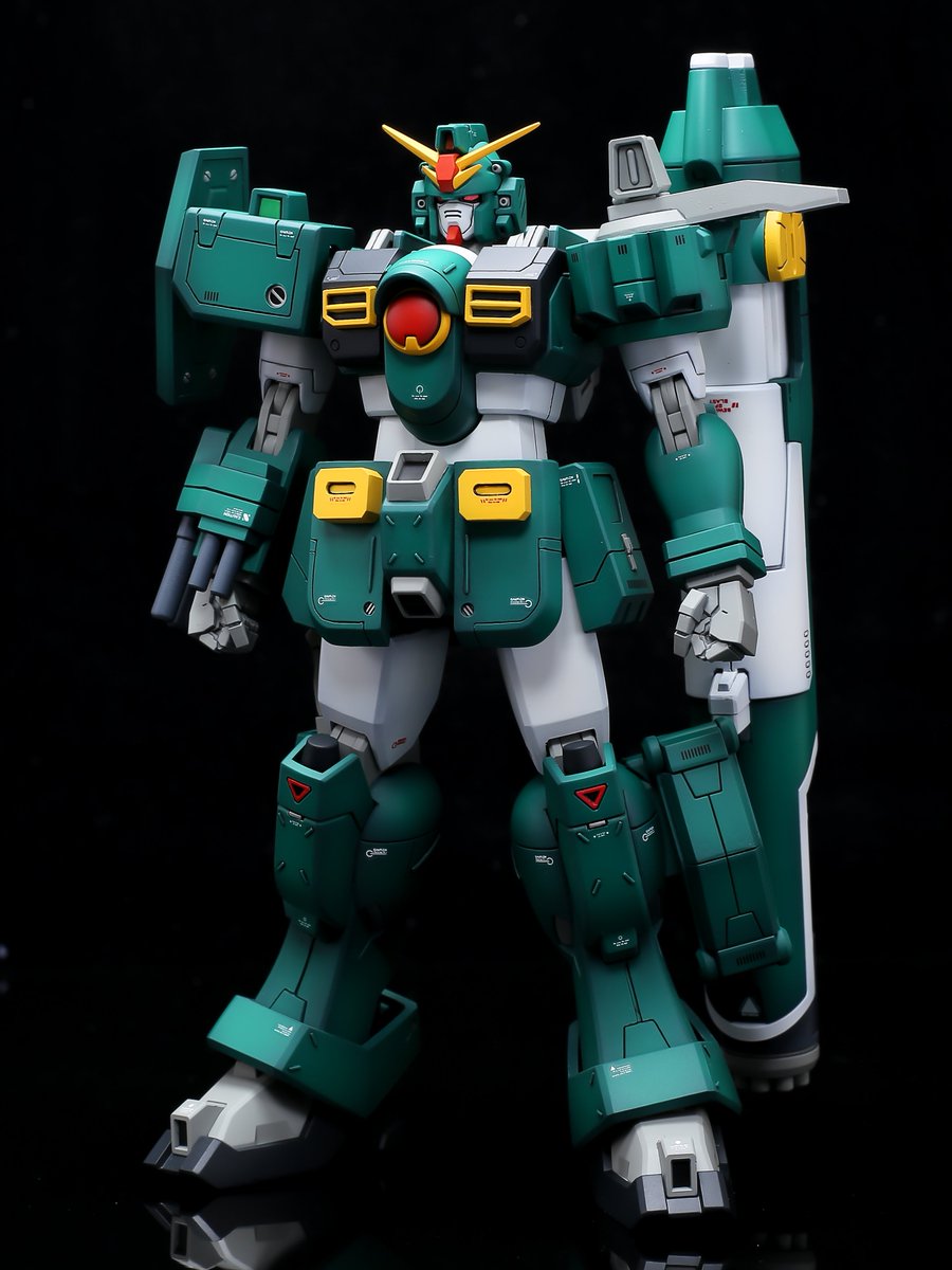 garmazabiko's tweet photo. 本日発売！#ホビージャパン 12月号🍁
HGガンダムレオパルド＆MODEROIDビスマルク、初のダブルエントリーで参戦させていただきました！よろしくお願いします┏○ﾍﾟｺ

劇場公開へカウントダウンが始まった「SEED FREEDOM ZERO」
今月号はMSV特集も盛り沢山！ぜひご覧ください☆ https://t.co/17oqHR9i4r