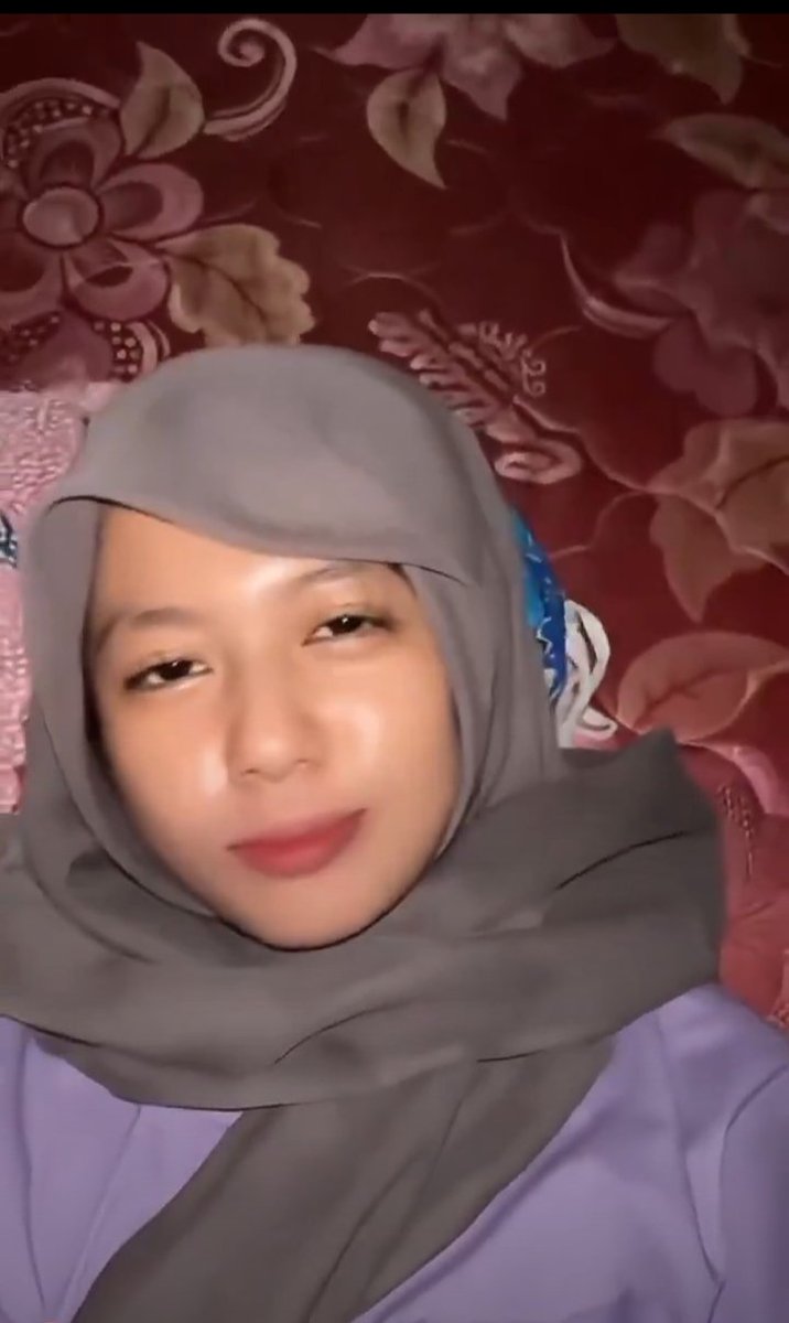 looued's tweet photo. Hijab blunderr cuyy😱
https://t.co/pWwR02WZQn https://t.co/48vBOcut1j