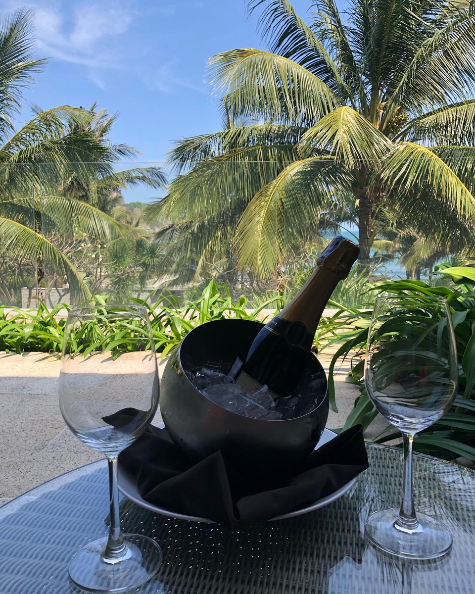 SelenmXLower0H7's tweet photo. Mia Resort Nha Trang exceeded every expectation. Magical views and exquisite surroundings made us feel like we’d escaped reality. https://t.co/QjWzgfzA1u