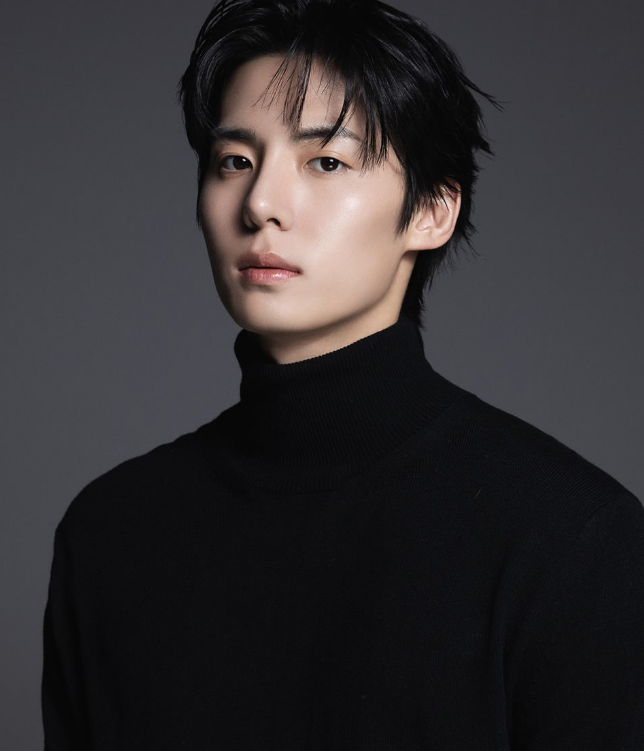 Reviewseries_KR's tweet photo. นัมแฮจุน #NamHaeJun นักแสดงดาวรุ่ง 
จาก Our Golden Days สู่ #MyGuiltyHuman  
หล่อสะอาดมากค่าา😍🥰

อ่านเพิ่ม👉https://t.co/YUHnHgC2ih https://t.co/ADzQShoLMS