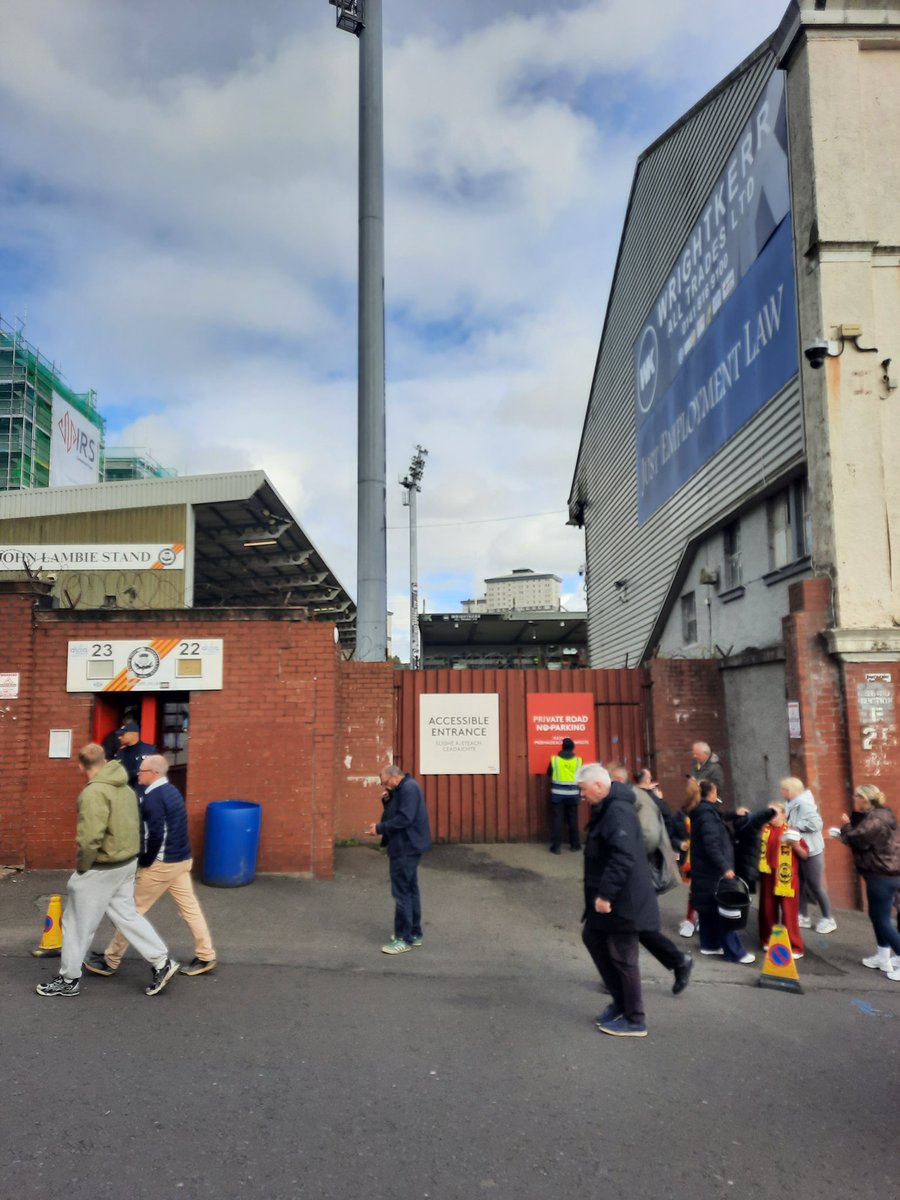 groundhopper64's tweet photo. We make a nice groundhopping trip to @PartickThistle in @VisitGlasgowSCO https://t.co/9s0Uxetl1D