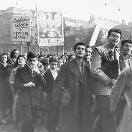 Poland_Based's tweet photo. 🇭🇺 70th anniversary of the outbreak of the Hungarian Revolution of 1956 (23 October 1956).

🇵🇱🫂🇭🇺
The Poles stood with their Hungarian brothers https://t.co/McA4a04aOr