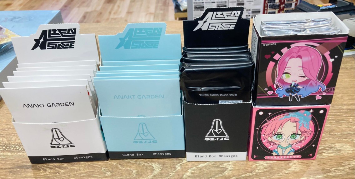 sofmap_girls's tweet photo. 【グッズ入荷情報】

「ALIEN STAGE」関連グッズ多数入荷いたしました✨✨

6階にて展開中ですのでぜひ、ご利用ください‼️
#ALIENSTAGE https://t.co/VuxndLwD5Z