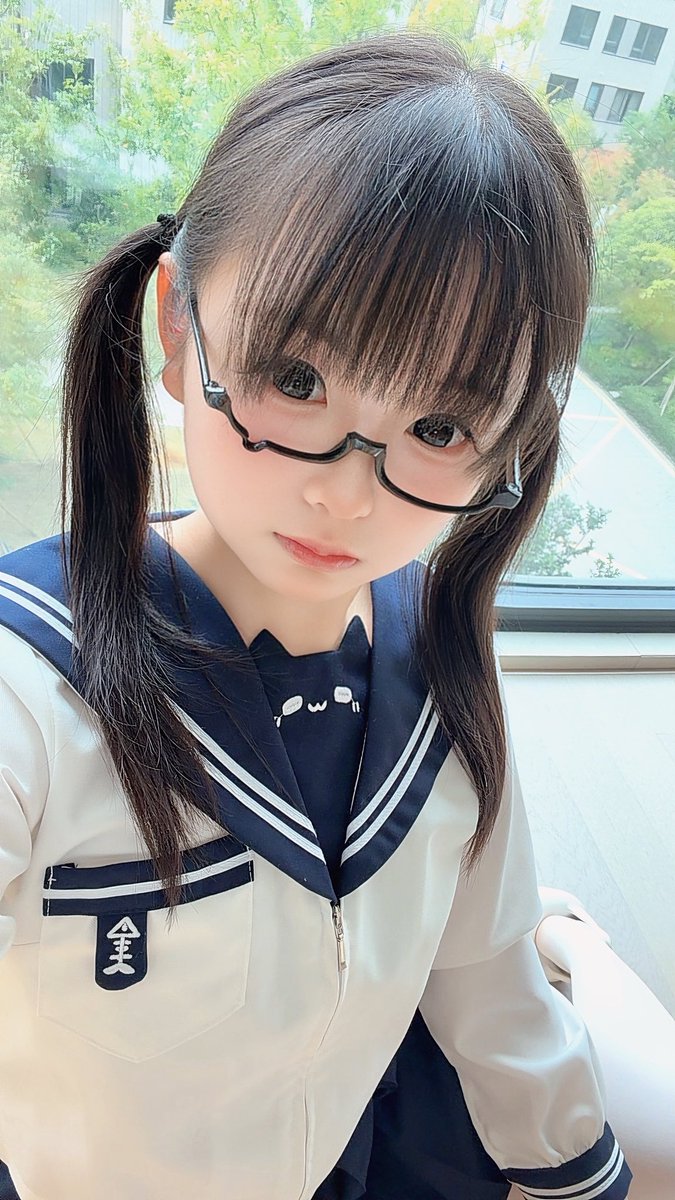 YSLingY's tweet photo. 你在干嘛 有没有想我呀 https://t.co/KSZ8eK5m9W