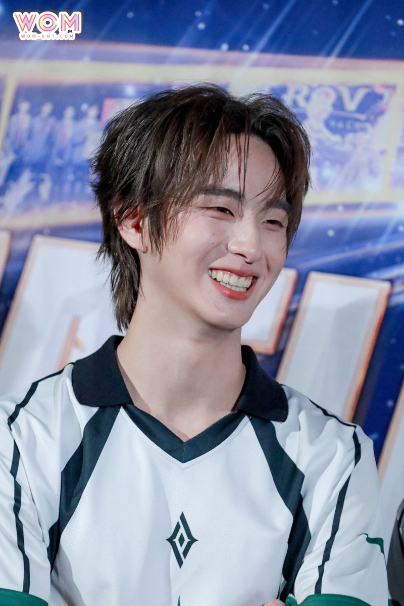 WOMENTERTAIN's tweet photo. " แทด - ATLAS " ในงานฉลองครบรอบ 10 ปี RoV " Arena of the Decade  " 

#RoVTPOPTournament
#ATLAS_th #TadATLAS
#TeamAFATA https://t.co/ylINAIlBdu