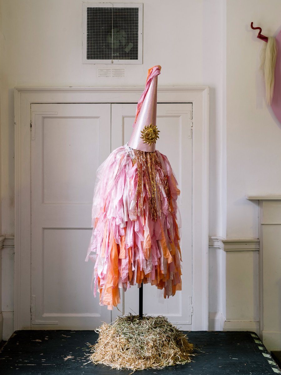 dricasam's tweet photo. Tomorrow: Join artist Lucy Wright for a pay-what-you-can talk exploring folklore, feminism, ritual, performance and radical new traditions. Live or recorded. Tuesday 29 September, 18:30 BST. https://t.co/oOnGjlcQVc