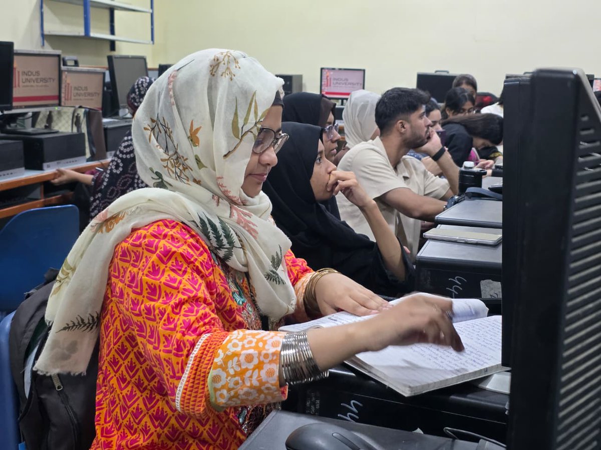 TechValleyPak's tweet photo. Tech Valley, in partnership with Google, trained 40 participants at Indus University in digital journalism, storytelling, and modern media tools through Digital Sahafat.
The session equipped aspiring media professionals with practical skills for today’s evolving media landscape. https://t.co/r7qprHLx7G