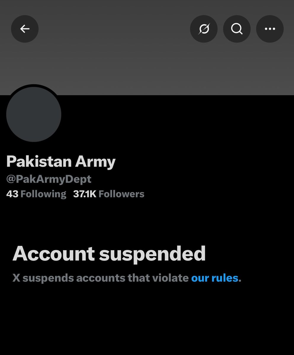Dear_Harshu's tweet photo. Wicket 2 

Suspended ~ @PakArmyDept https://t.co/3anDDlJmAd