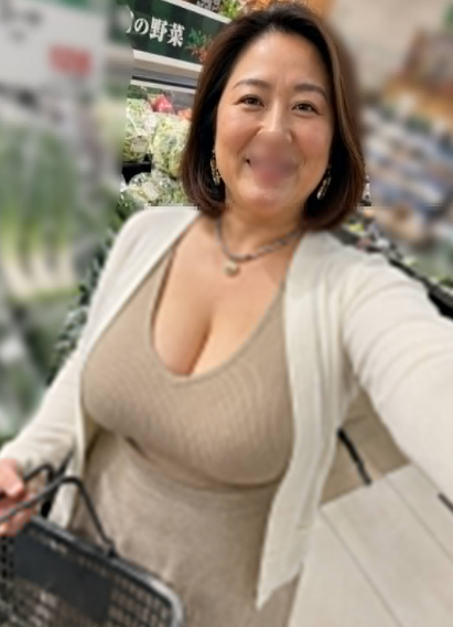 Gbzinnepai's tweet photo. 乳がでかいだけのババアです。

好きにしてください。

50代は需要ないので、、 https://t.co/p7rKJEdnVC