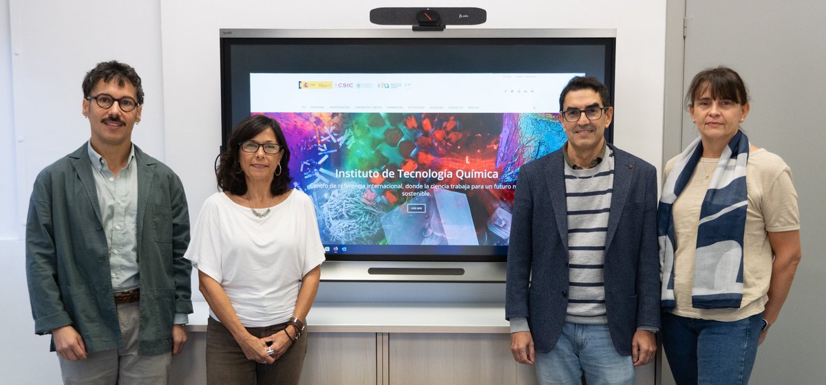 CSICval's tweet photo. El @ITQ_CSICUPV renueva equipo directivo

El científico de @CSIC Antonio Leyva asume la dirección
Alexandra Velty, vicedirectora primera
María Cristina Martínez, vicedirectora científica
Pablo P. Boix, vicedirector técnico

Excelencia como eje estratégico

https://t.co/jlCi8NZNDy https://t.co/BTta5fKU8e