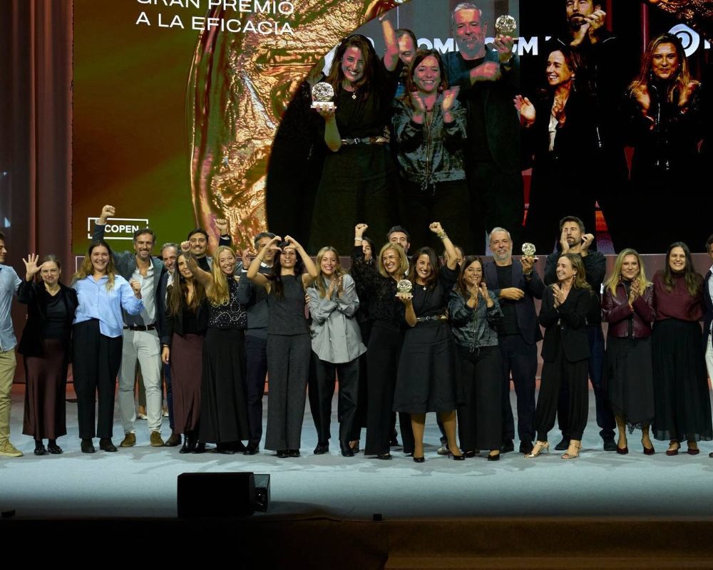 programaticaly's tweet photo. Banco Sabadell gana el Gran Premio a la Eficacia 2026 con su campaña contra la OPA hostil de BBVA

Desarrollada junto a oriolvillar y dentsuX Spain, logra también dos oros. Oriol Villar es elegida Agencia Creativa del Año y OMD Agencia de Medios del Año.

https://t.co/lBCmP5DzGf https://t.co/jIGElxuaAe