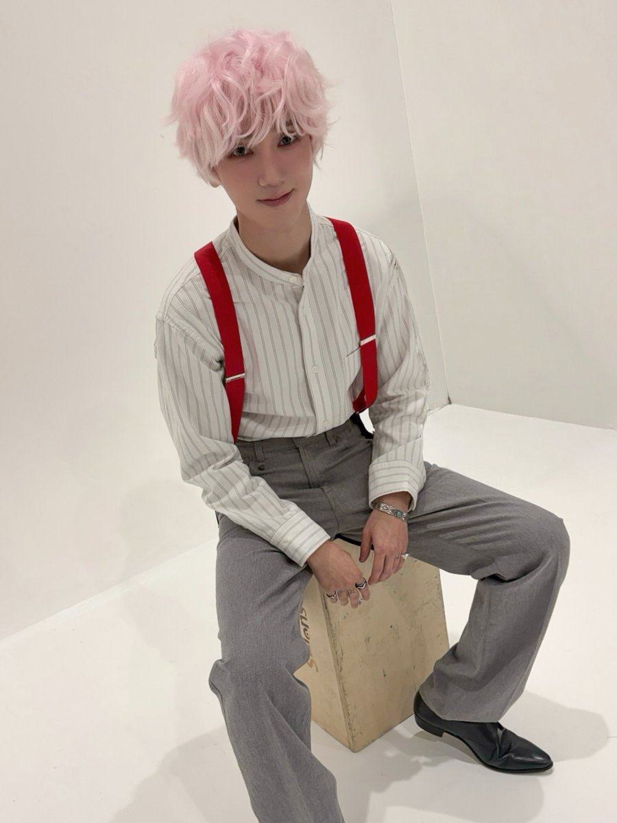 shfly3424_0824's tweet photo. げ激かゎ ｱﾞｱﾞｱﾞｱﾞ
#예성 #YESUNG #艺声 #藝聲
#ABOUT_THE_THINGS_WE_CALLED_ORDINARY 

#PinkMagic

261023 yesung_smtown  IG 
Cause you’re my pink magic 2026💖💗

#예성 #YESUNG @yesung1106 
#슈퍼주니어 #SUPERJUNIOR

https://t.co/3Z0sgEMQsU https://t.co/qTyiCehywM