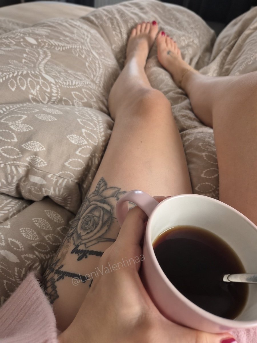 LeniValentinaa's tweet photo. Coffe first. attention later.☕️ https://t.co/TTGF8AEUmd