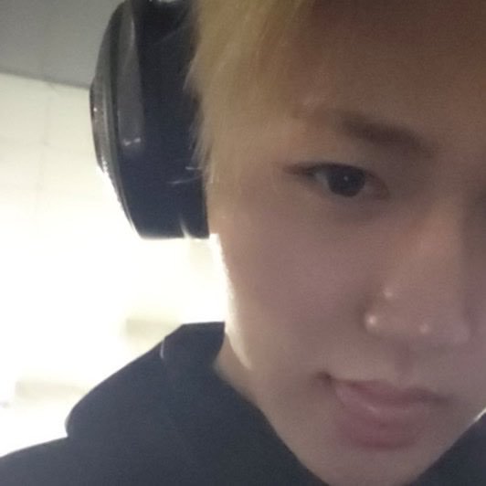 doyounggpcs's tweet photo. doyoung new profile on weverse 🤍 https://t.co/F6r1UjxSSZ