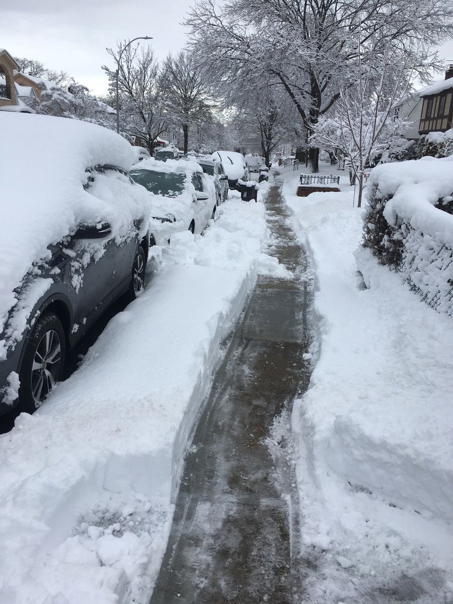 FizzyLarmi4's tweet photo. Snowy weather proof https://t.co/olJYduM1dZ