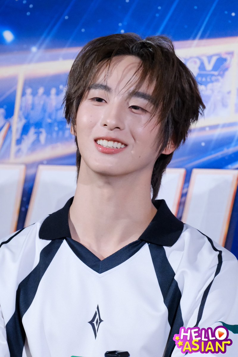 Hello_asian's tweet photo. #TadATLAS จาก “TEAM AFATA”ในงาน “Arena of the Decade : RoV T-Pop Tournament”

#ATLAS_th #ATLASth
#RoVTPOPTournament #TeamAFATA https://t.co/C9kqp53gqX