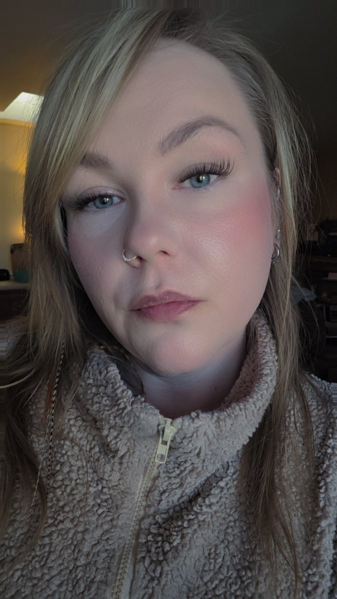 tiny_porker's tweet photo. I love earning her trust through consistency, honesty and actions rather than empty promises. @findom_queen89 https://t.co/vzbQuRm4DA