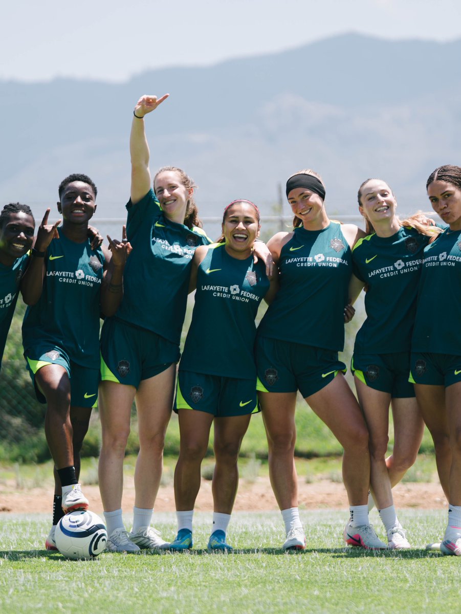OneJoblessBoy's tweet photo. Deborah Abiodun has signed a new two-year contract with Washington Spirit. https://t.co/2nSwGEjEEl