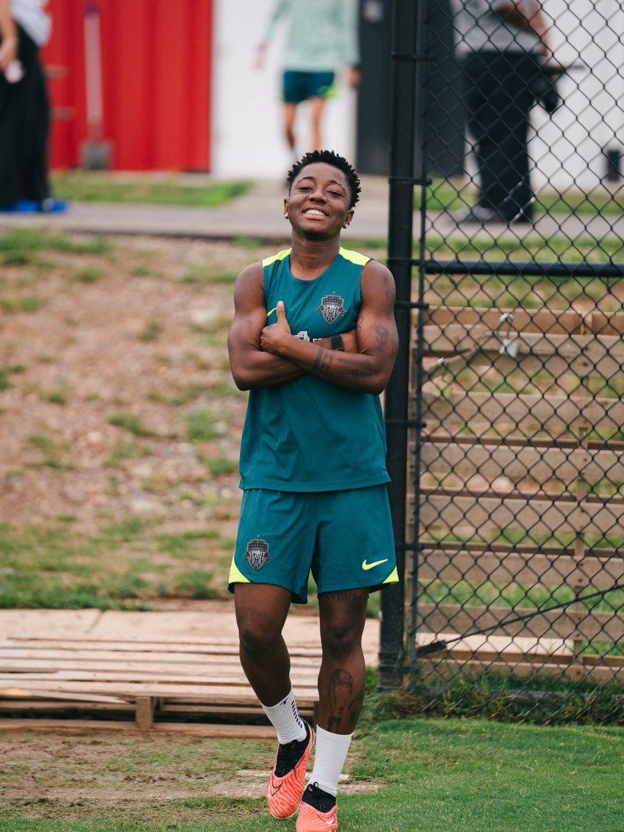 OneJoblessBoy's tweet photo. Deborah Abiodun has signed a new two-year contract with Washington Spirit. https://t.co/2nSwGEjEEl