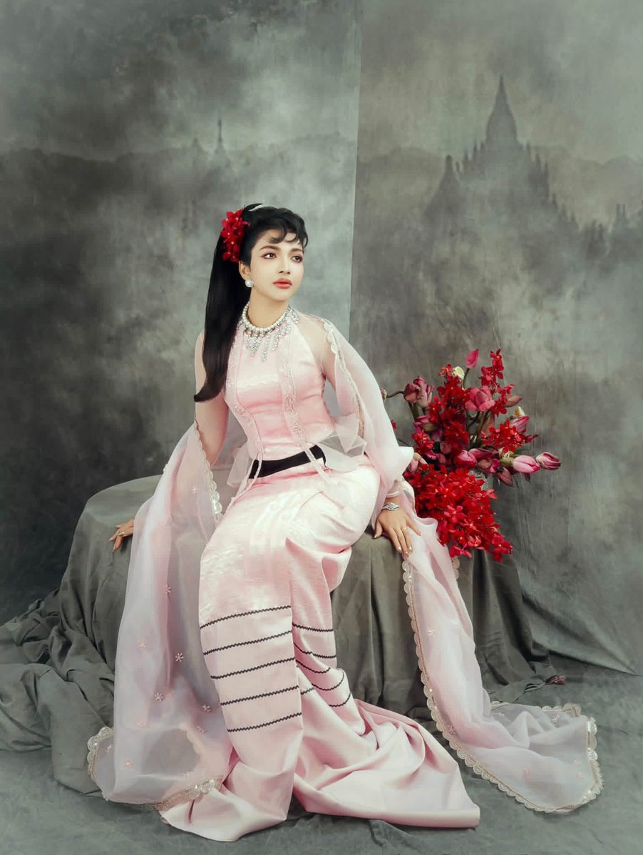 Jayrin_2k6's tweet photo. Traditional clothing and dance are not just decorations for a series. They represent generations of cultural history. GMMTV should recognize Myanmar's heritage and ensure that proper credit is given.

GMMTV ACCOUNTABILITY

#RespectMyanmarCulture
#CreditOurHeritage
#ScarletHeartTH https://t.co/W9tTJzbyTt