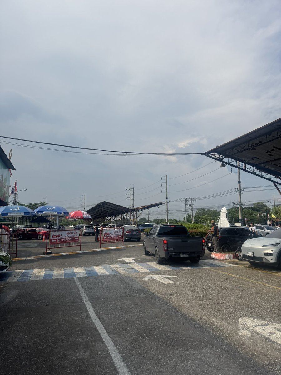 LionEth_'s tweet photo. 📢 Ploy, your community members are on their way! 💗✨ 
Get ready for lots of exciting surprises! 🎁🫶🏻

#HIPPOPLOY #MOODENG #CTOPLOY https://t.co/gVTsjFPL3Q
