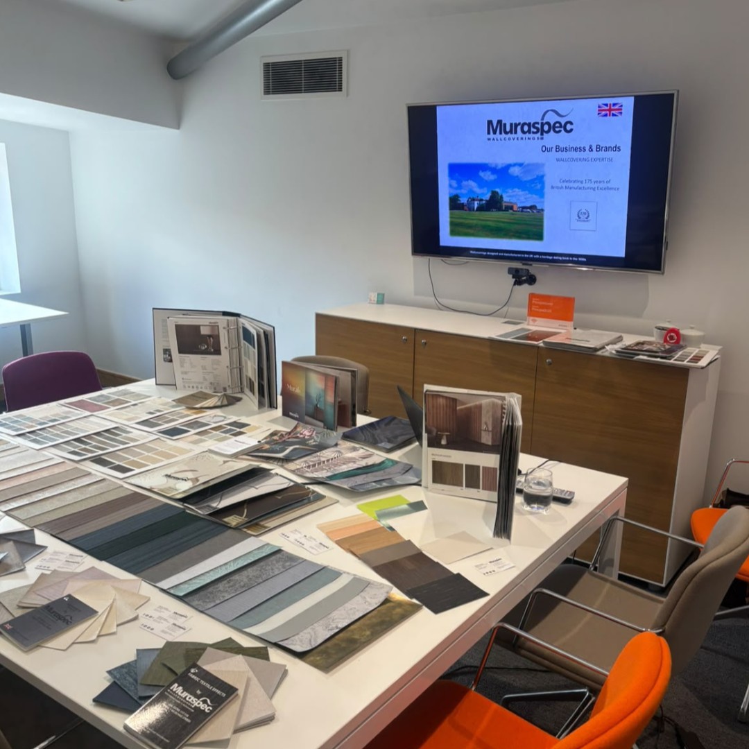 Muraspec's tweet photo. Fresh ideas, new collections &amp; a catch-up over lunch! 🍴✨

Highlights from Sarah &amp; Mariam’s recent Lunch &amp; Learns!

Discover our latest wallcoverings, bespoke options &amp; expert support.

Fancy a session at your studio? Get in touch!

#Muraspec #LunchAndLearn https://t.co/cIrydbkXJ3