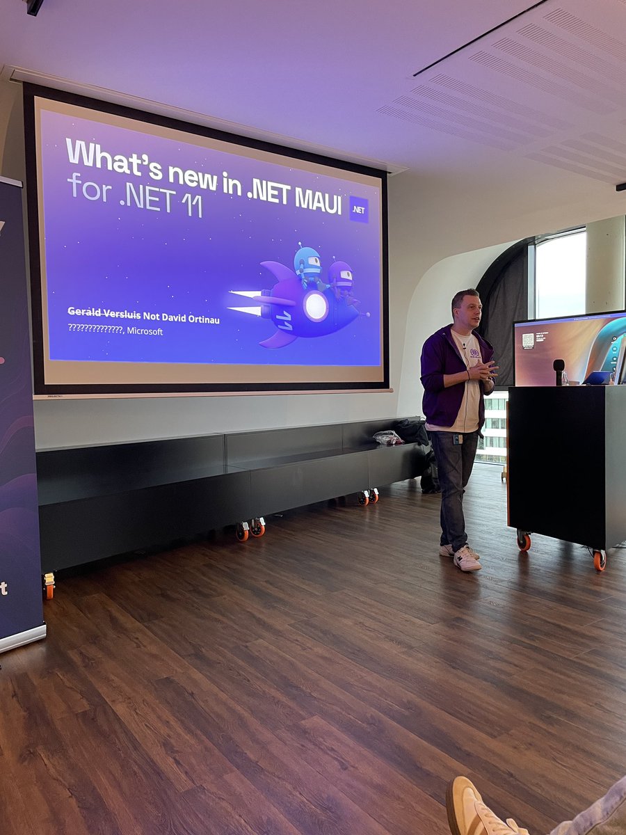 tonyedwardspz's tweet photo. Keynoting the day is @jfversluis.

New tooling. New controls. New capabilities. Less XAML. Less hassle.

The future is bright for #dotnetmaui 🙌 https://t.co/JjuGM04ebh