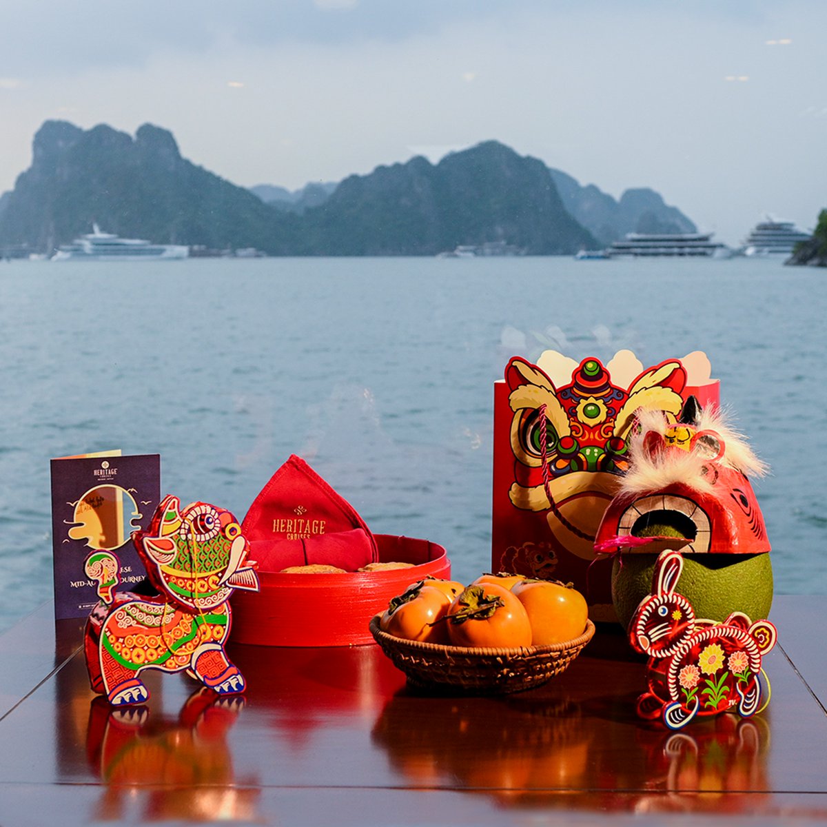 zoetjeverhulst's tweet photo. A Vietnamese Mid-Autumn night came alive on Lan Ha Bay, where guests made mooncakes, enjoyed lion dances and shared a full-moon feast while discovering the warmth and traditions of Tết Trung Thu. https://t.co/X4igB9M0ci