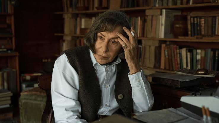 Filmaffinity's tweet photo. Helen Mirren está fantástica - para variar - como la mismísima Patricia Highsmith en "A Talent For Murder", lo último de Anton Corbijn que recibe buenas impresiones, en general, por parte de los medios. Podéis consultarla aquí:

https://t.co/m1BcSKx15G

#ATalentForMurder https://t.co/iiMTaRPEib