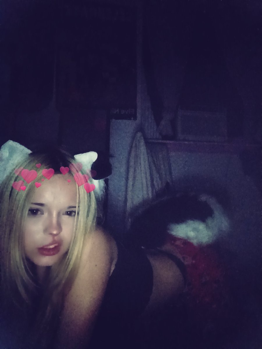 velio_ishere's tweet photo. oh and here you go guys 
#puppygirl #velioishere #kenomni https://t.co/Az6QXcC8Py