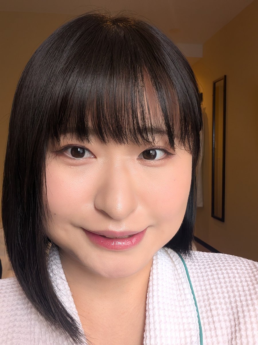 KoitubakiAn's tweet photo. こんばんは😊恋椿あんです❤︎

キチックス/妄想族さんからも発売が決まっております🤗💗

こちらは配信が10/31、DVDが11/3～
発売となっております💗

個人的に最初の恥ずかしがってるところから徐々に江口くなって行くのが見所だと思います😆︎💖

3人の所も見所だよー😊

良かったら見てくれたら嬉しいな🩷

応援よろしくお願いします‼️✨

 #恋椿あん  #巨乳  #セクシー女優

https://t.co/MbQHEX5Kub
