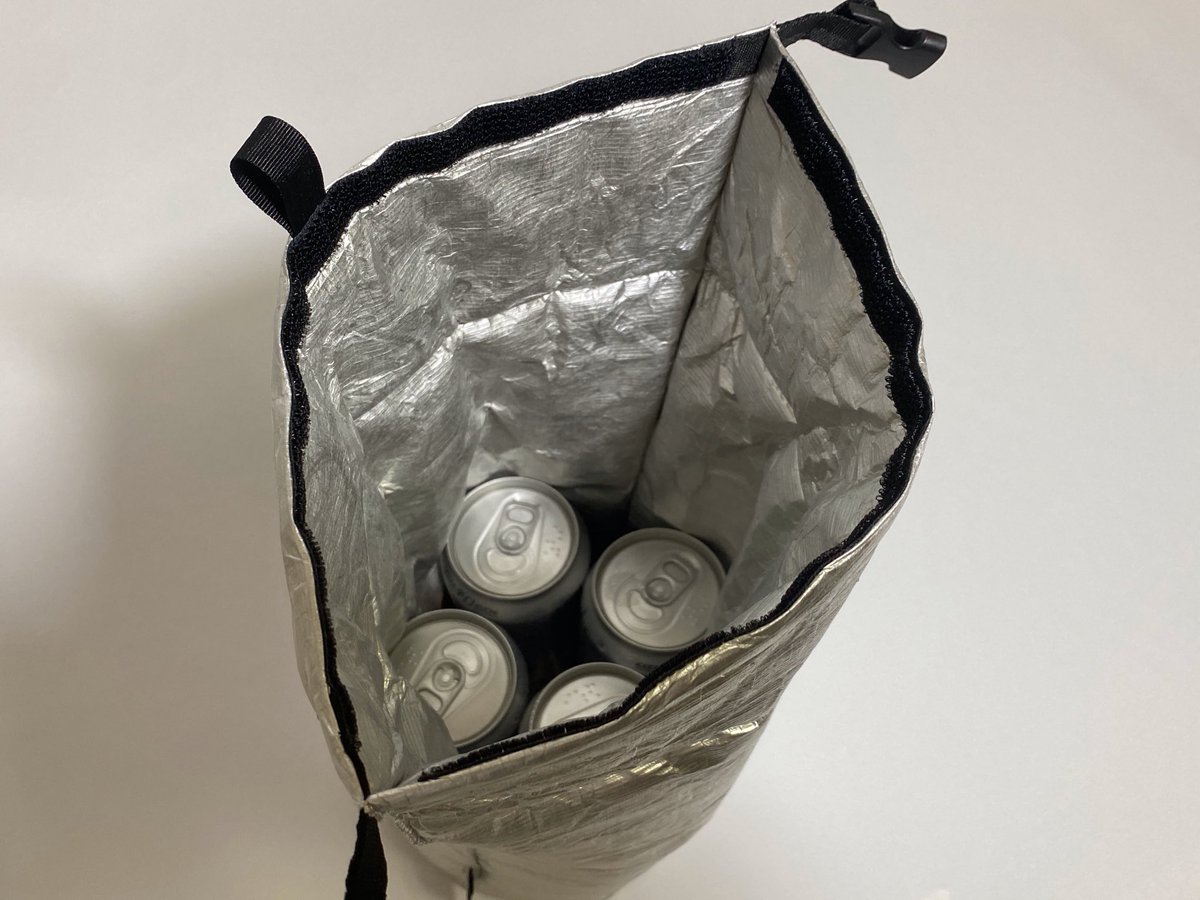 NakedLabo's tweet photo. =Power Puff Thermal Sack=

Power Puffは充実した中綿の量と厚み、そこに含まれる空気層、アルミ面の熱反射で保冷/保温にアプローチした上位モデルとしてオススメする名称です。

手に取って頂ければふっくらとした厚みと断熱に効果的な空気層を感じ取って頂けると思います🔥

どうぞお試し下さい♪ https://t.co/hNrVFRVZPI