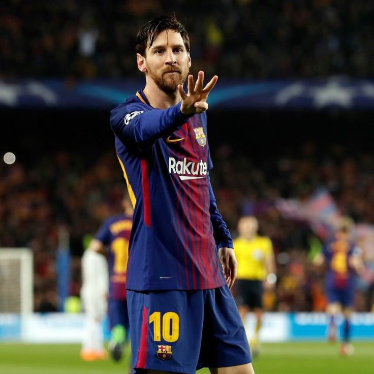 Ruthnowsu's tweet photo. 🚨Johan Cruyff in 2012🗣️: Messi will be the player to win the most Ballons d'Or in history. He will win five, six, seven. He is incomparable. He's in a different league. https://t.co/i0aEpLv4GZ