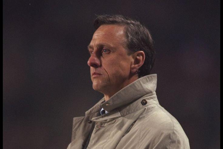 Ruthnowsu's tweet photo. 🚨Johan Cruyff in 2012🗣️: Messi will be the player to win the most Ballons d'Or in history. He will win five, six, seven. He is incomparable. He's in a different league. https://t.co/i0aEpLv4GZ