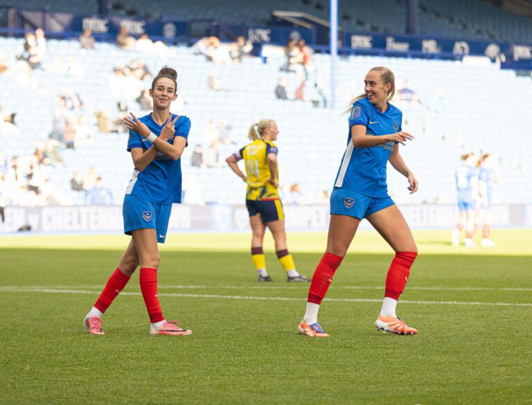 Since71Blog's tweet photo. Photo Diary 📸 Charlie Smith 

@PompeyWomen extended their unbeaten run to nine games in all competitions with a thrilling comeback victory over @CTWomenFC in a nine-goal clash.

Gallery ➡️ https://t.co/Rqj7dbrWjL https://t.co/UjzJcARQYi
