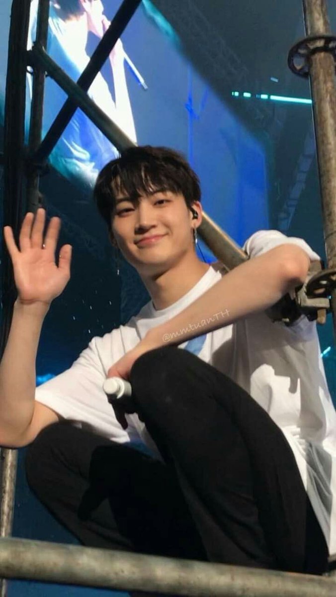 JayB_Base's tweet photo. #JAYB #제이비 https://t.co/qRCsyJilQV